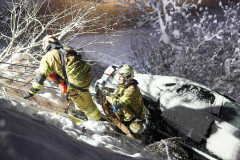 20251126_Fahrzeugabsturz-Axamer-Lizum_009